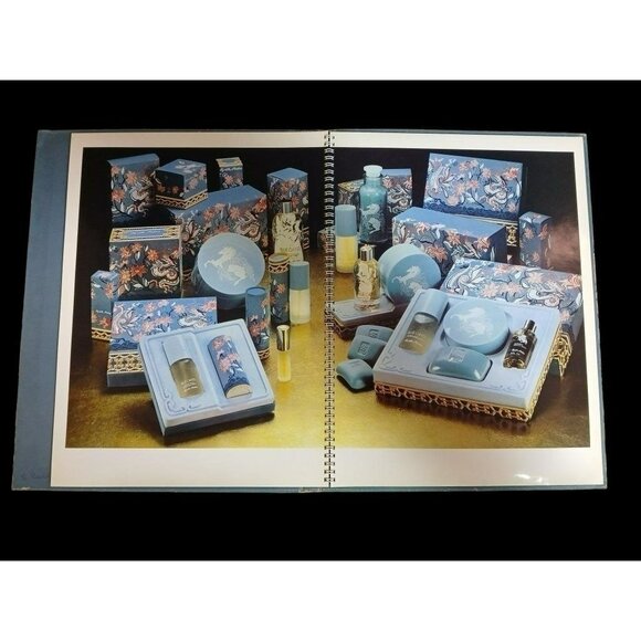 Elizabeth Arden The Royal Pavilion At Brighton Vintage Brochure Catalog - Picture 2 of 2